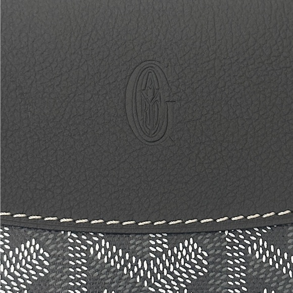 Goyard Hirondelle Limited Stripe Bag - Picture 7 of 12